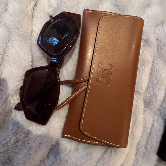 Celine TRIOMPHE  Sunglasses with Case - Picture 2 of 4